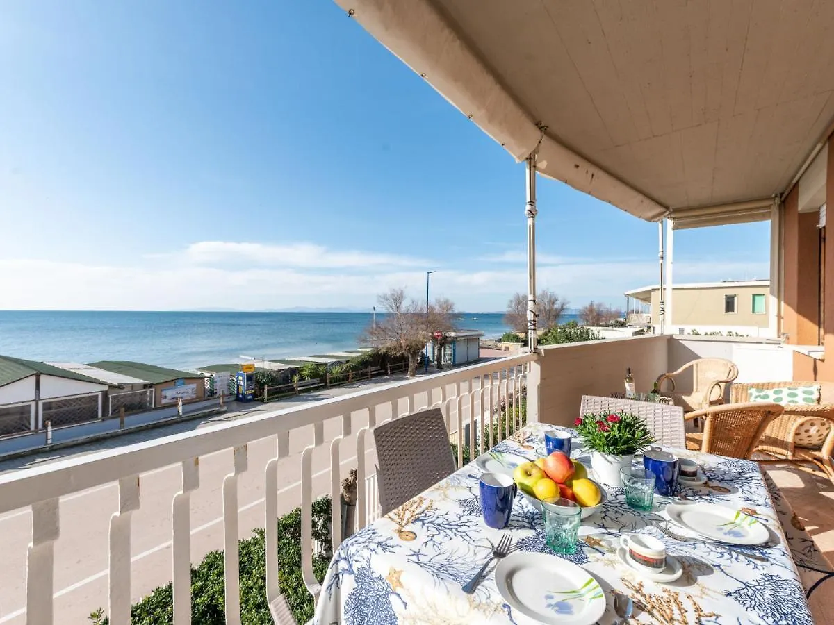 Apartment La Casa Sul Mare By Interhome Casa Sant'Eugenia