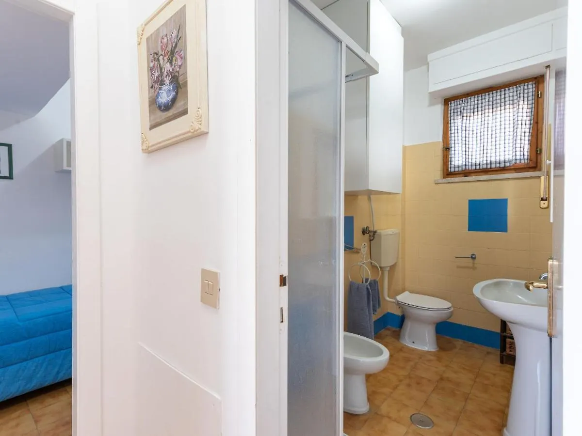 Apartment La Casa Sul Mare By Interhome Casa Sant'Eugenia Italia